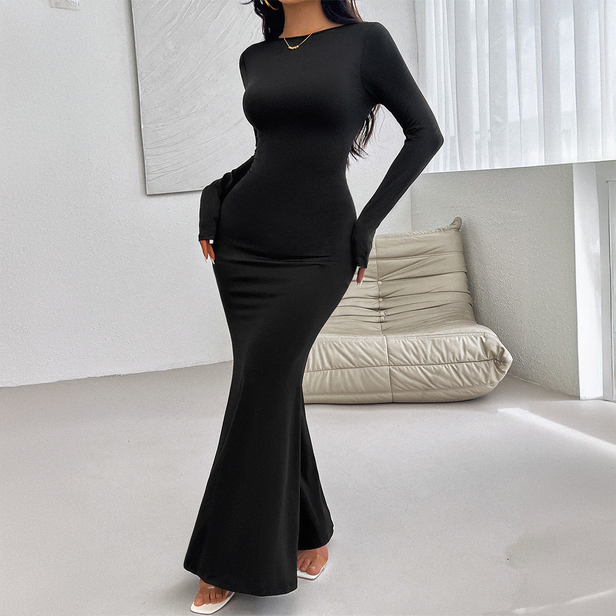 Slim Round Neck Solid Color Long Sleeve Dress